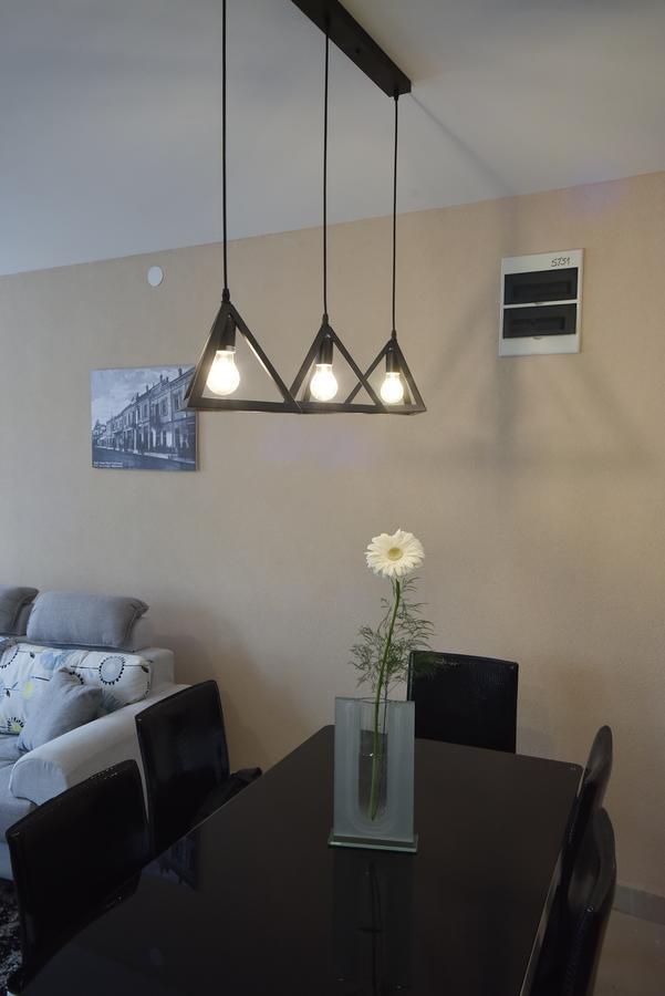 City Center Apartments Пирот Екстериор снимка