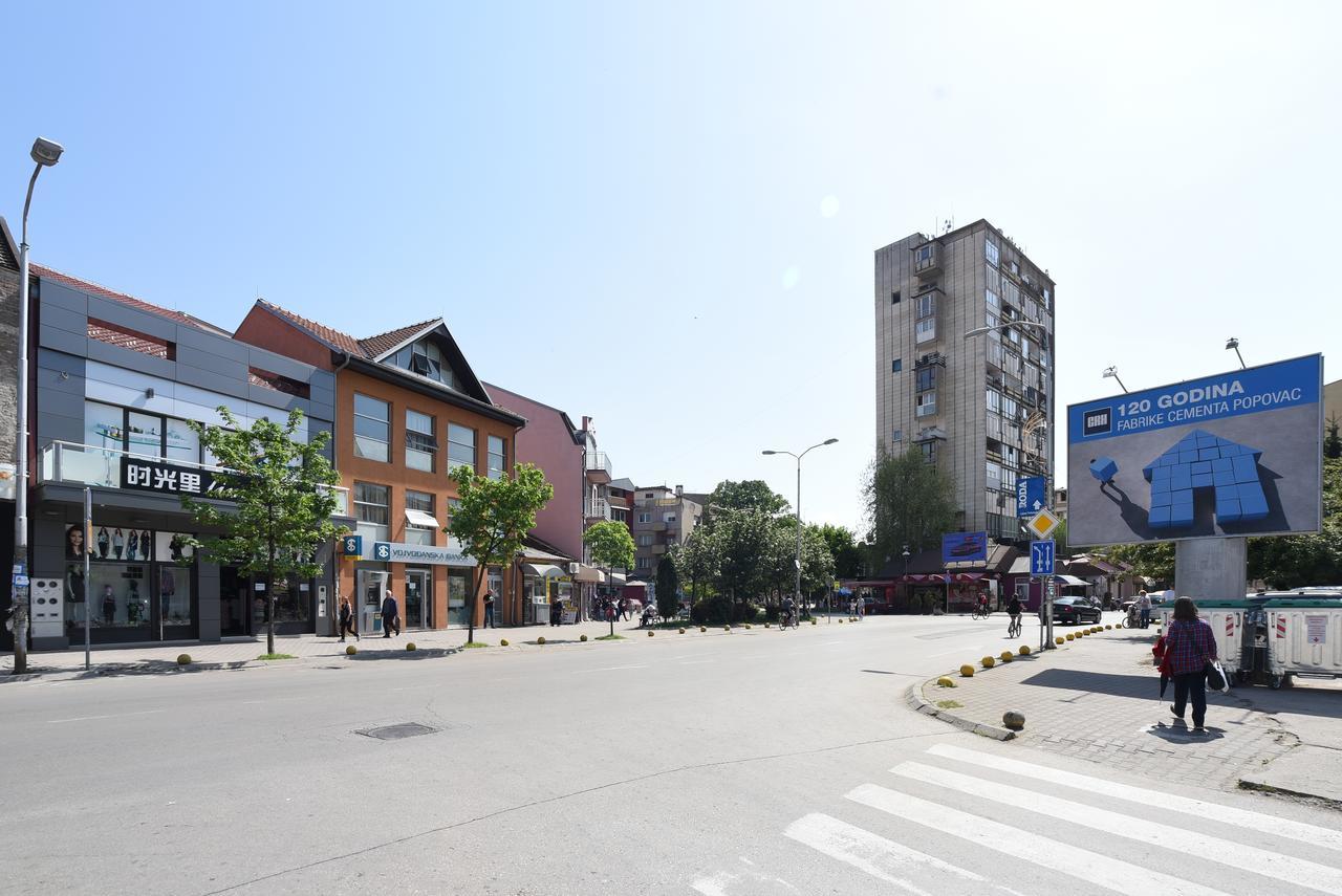 City Center Apartments Пирот Екстериор снимка